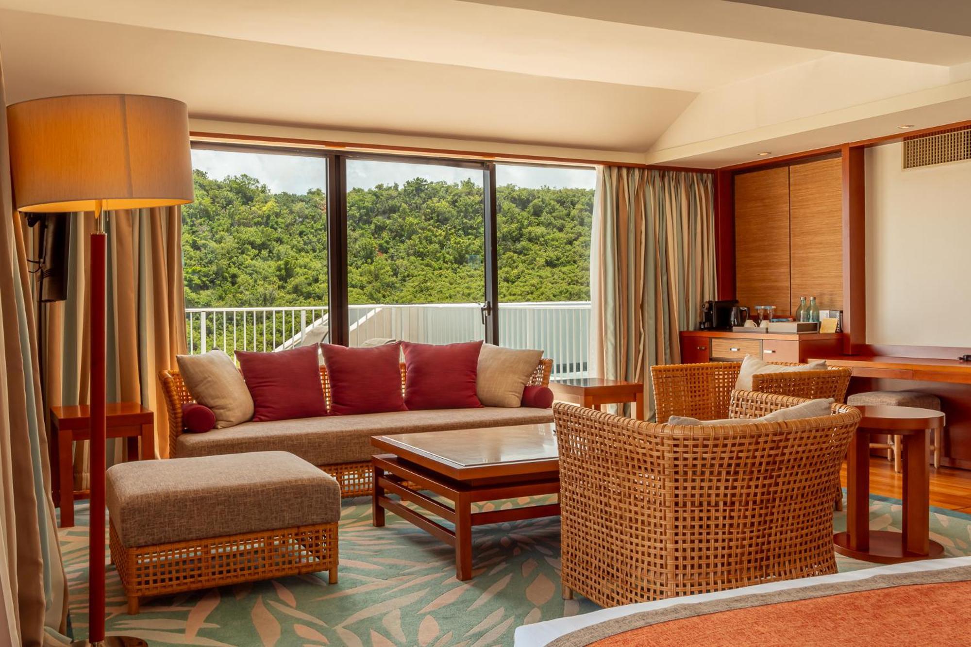 Hotel Nikko Guam Tumon Exterior photo